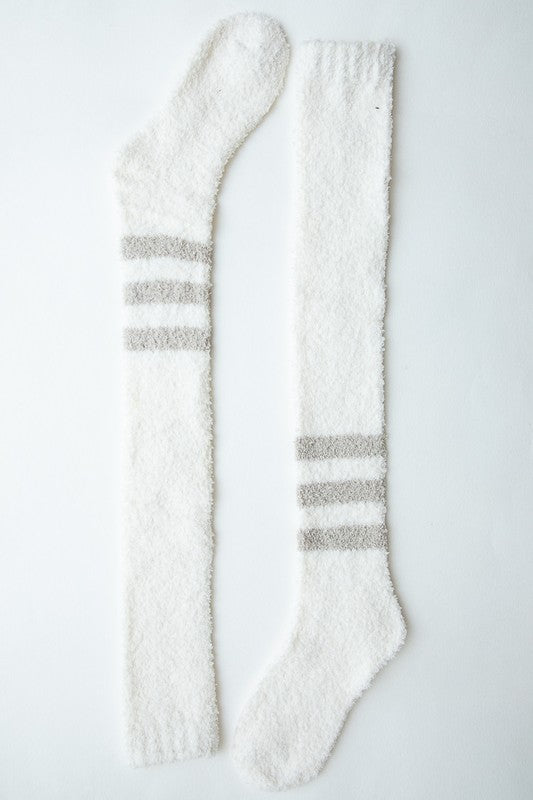 ivory Knee-High Boucle Socks