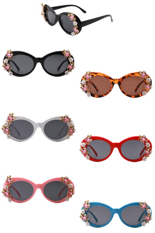 Oval Floral Design Sunglasses