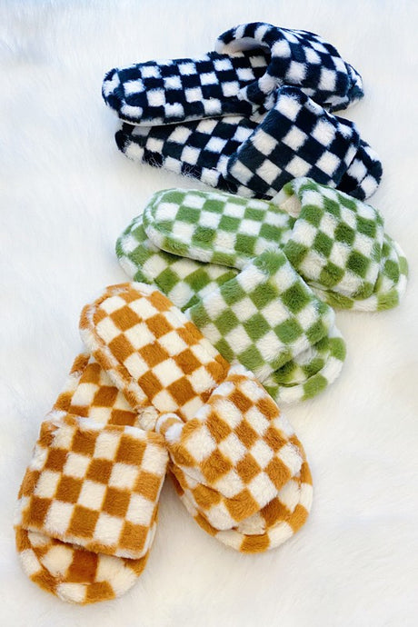 Cozy Checker Lounge Slippers