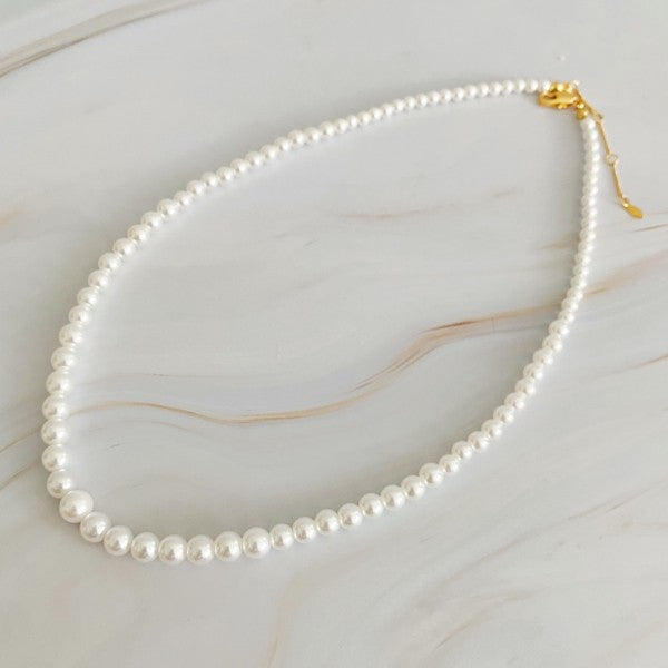 Graduated Glass Pearl Necklace