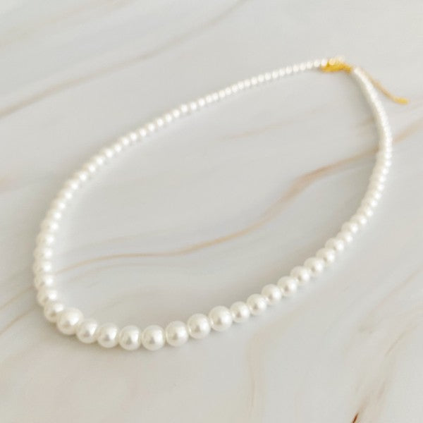 Graduated Glass Pearl Necklace