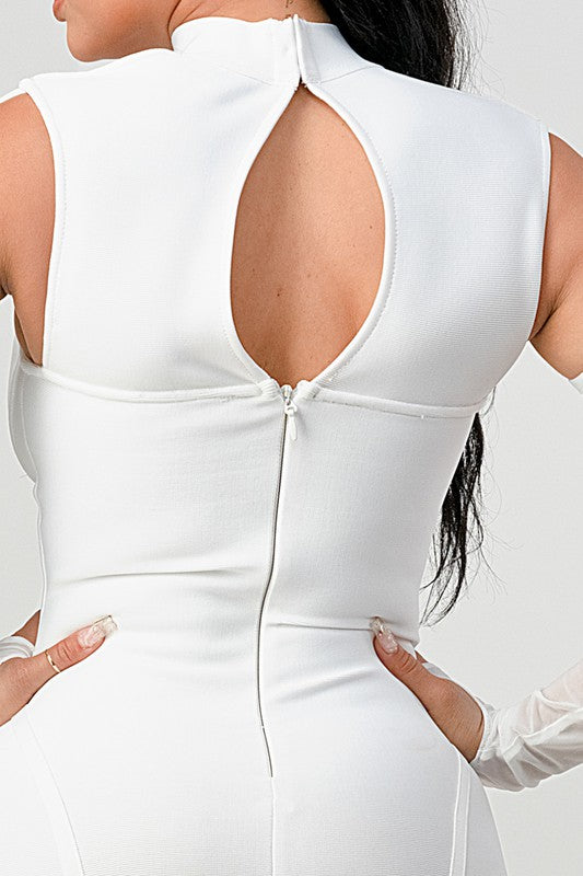 Divva Cold-Shoulder Midi Dress in White close up view of open back and zipper