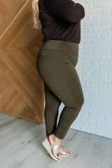 Magic Ankle Crop Skinny Pants in Olive