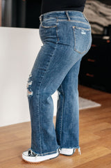 High Rise 90's Straight Jeans in Dark Wash