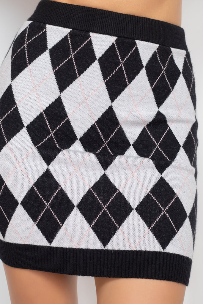 Black and white Diamond Print High Waist Sweater Mini Skirt