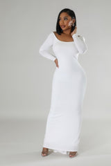 Front view of model wearing Long Sleeves Open Back Midi Dress