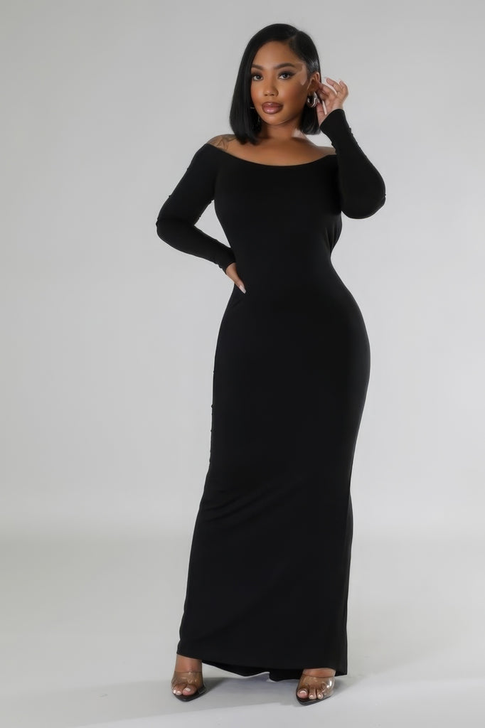 front view of Long Sleeves Open Back Midi Dress