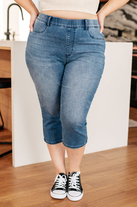 plus size medium wash judy blue High Rise Pull On Capri Jeans