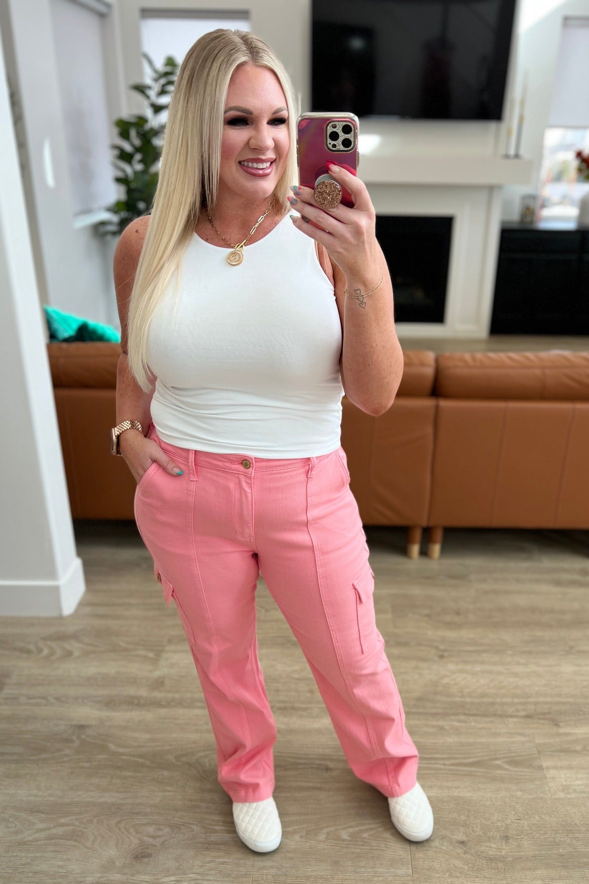 Judy Blue High Rise Cargo Jeans in Pink